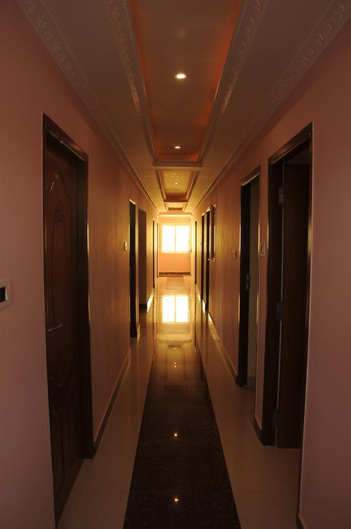 Готель Hariharan Residency - Poonamallee Ченнаї Екстер'єр фото